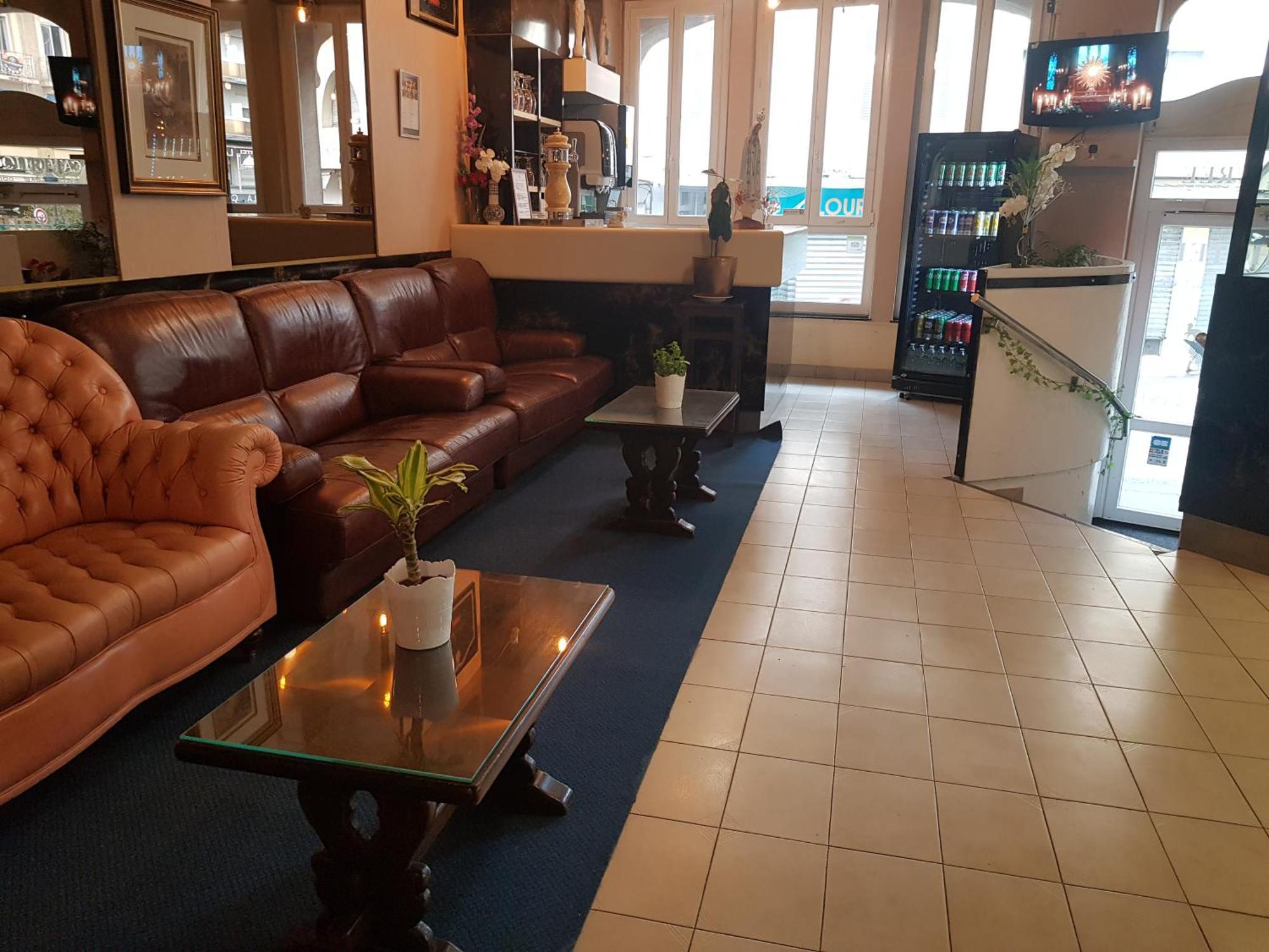 Saint Jean Baptiste Hotel Lourdes